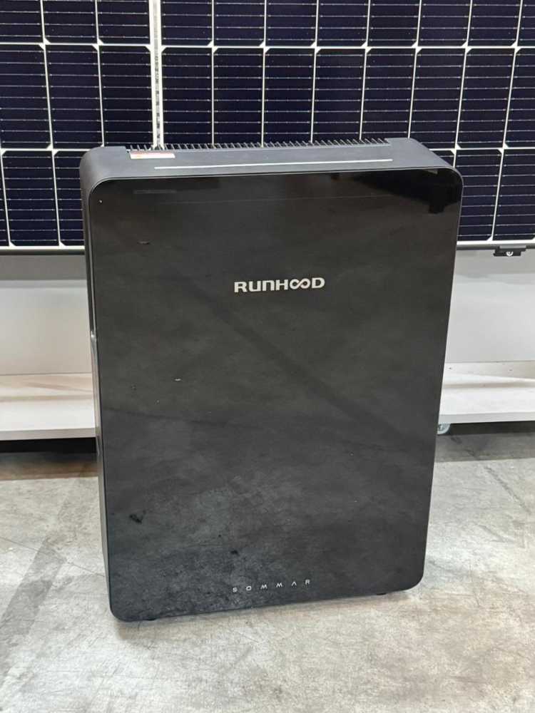 RUNHOOD_SOMMAR_R5200_Front