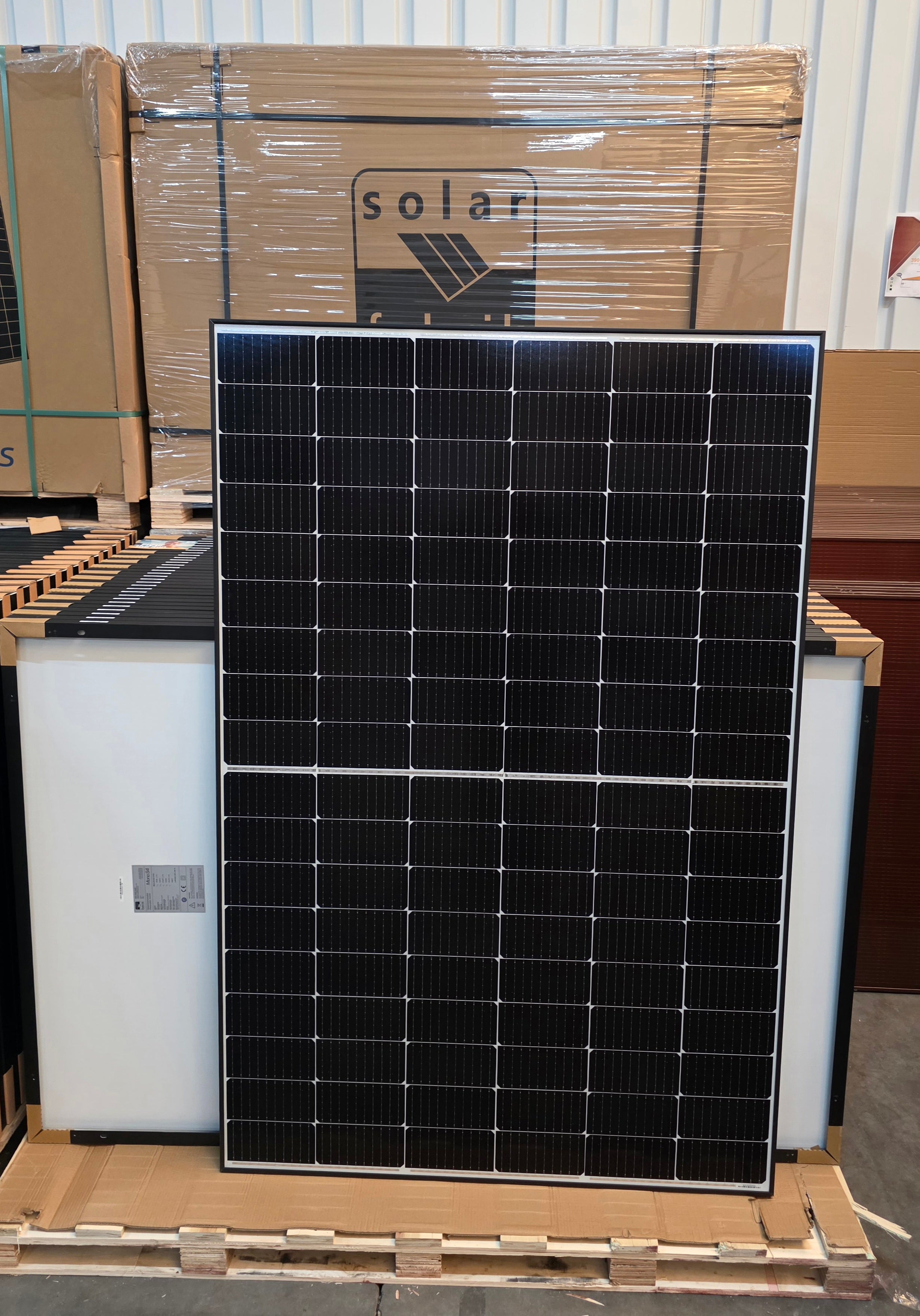800W / 830W Balkonkraftwerk-Set: 2x 415W Solar Fabrik Mono S4 Solarmodul + 1x Hoymiles HF-800-WB Mikro Wechselrichter inkl. 5m AC-Kabel + 1x 2m MC-4 Verlängerungsset