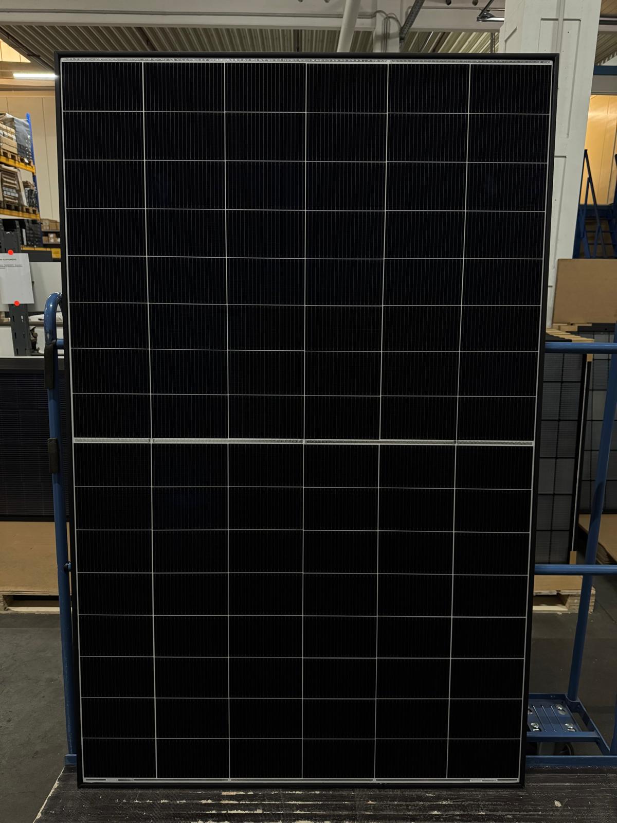 450W Hyundai HeteroMax HiT-H450CE-BF · N-Type HJT · bifazial · Glas/Glas · 1500V · 1762x1134x30 mm Solarpanel Solarmodul Photovoltaik