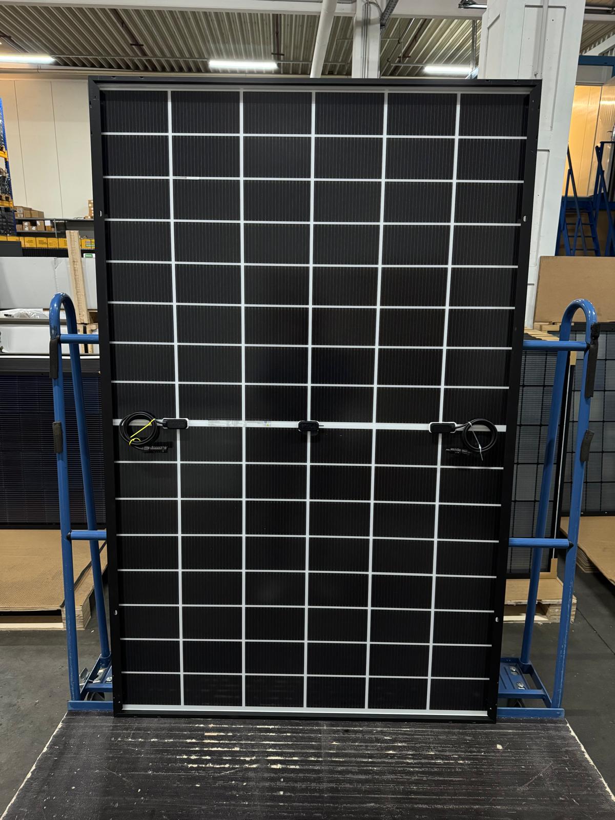 450W Hyundai HeteroMax HiT-H450CE-BF · N-Type HJT · bifazial · Glas/Glas · 1500V · 1762x1134x30 mm Solarpanel Solarmodul Photovoltaik