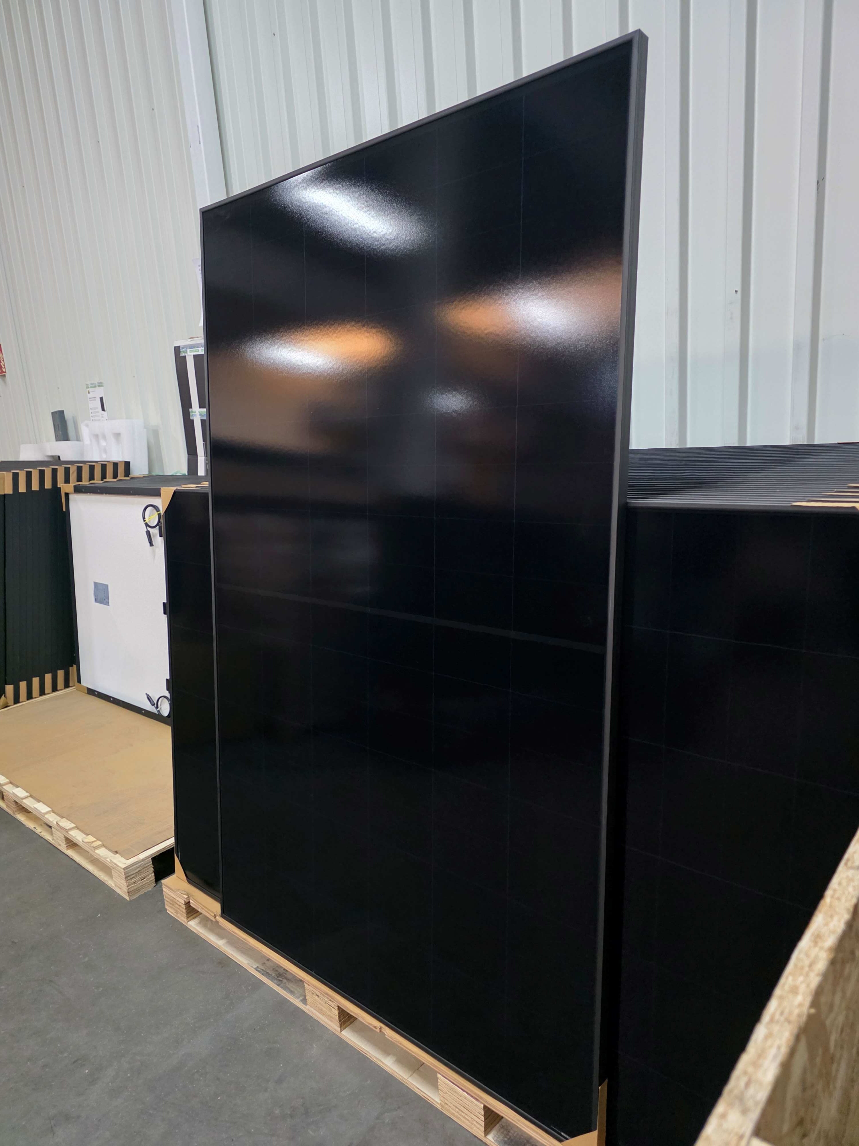 475W Fabrik Mono S4 Halfcut Back-Contact bifazial