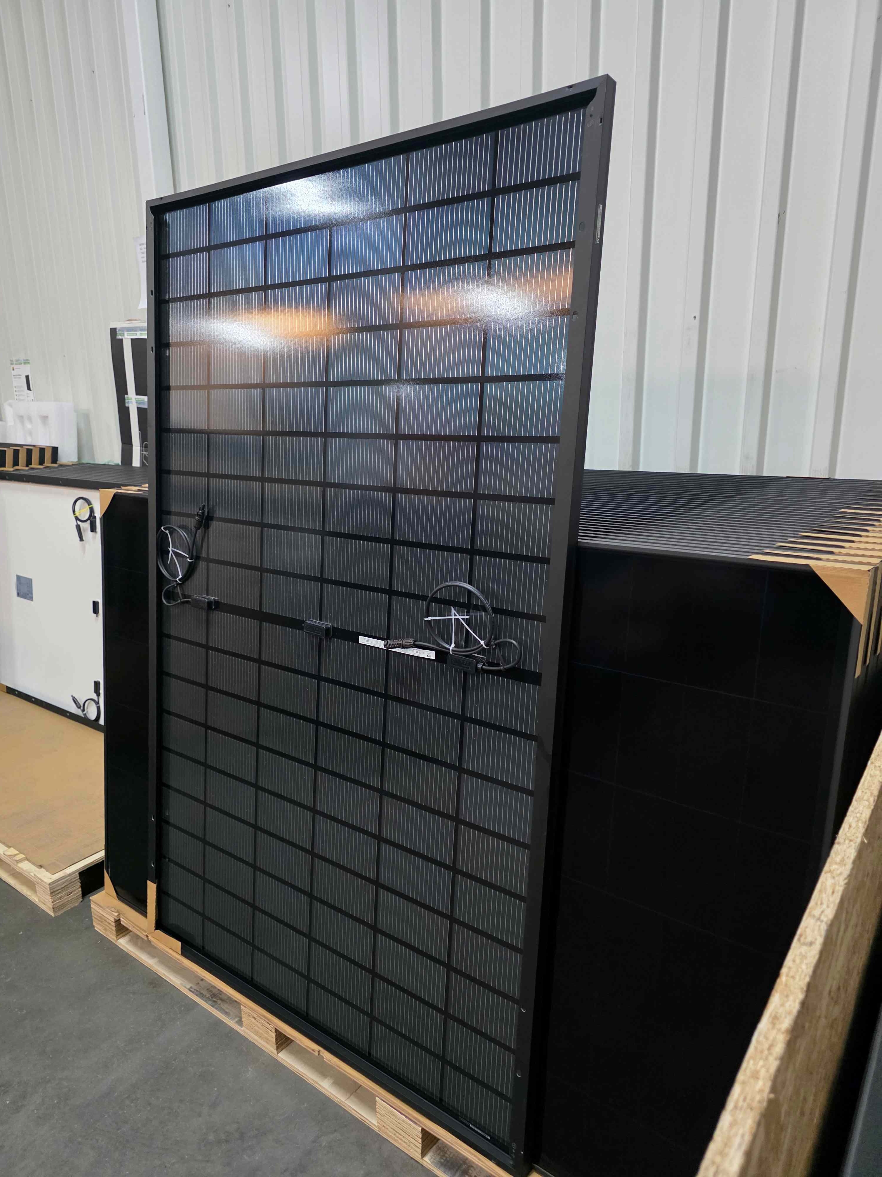 475W Fabrik Mono S4 Halfcut Back-Contact bifazial