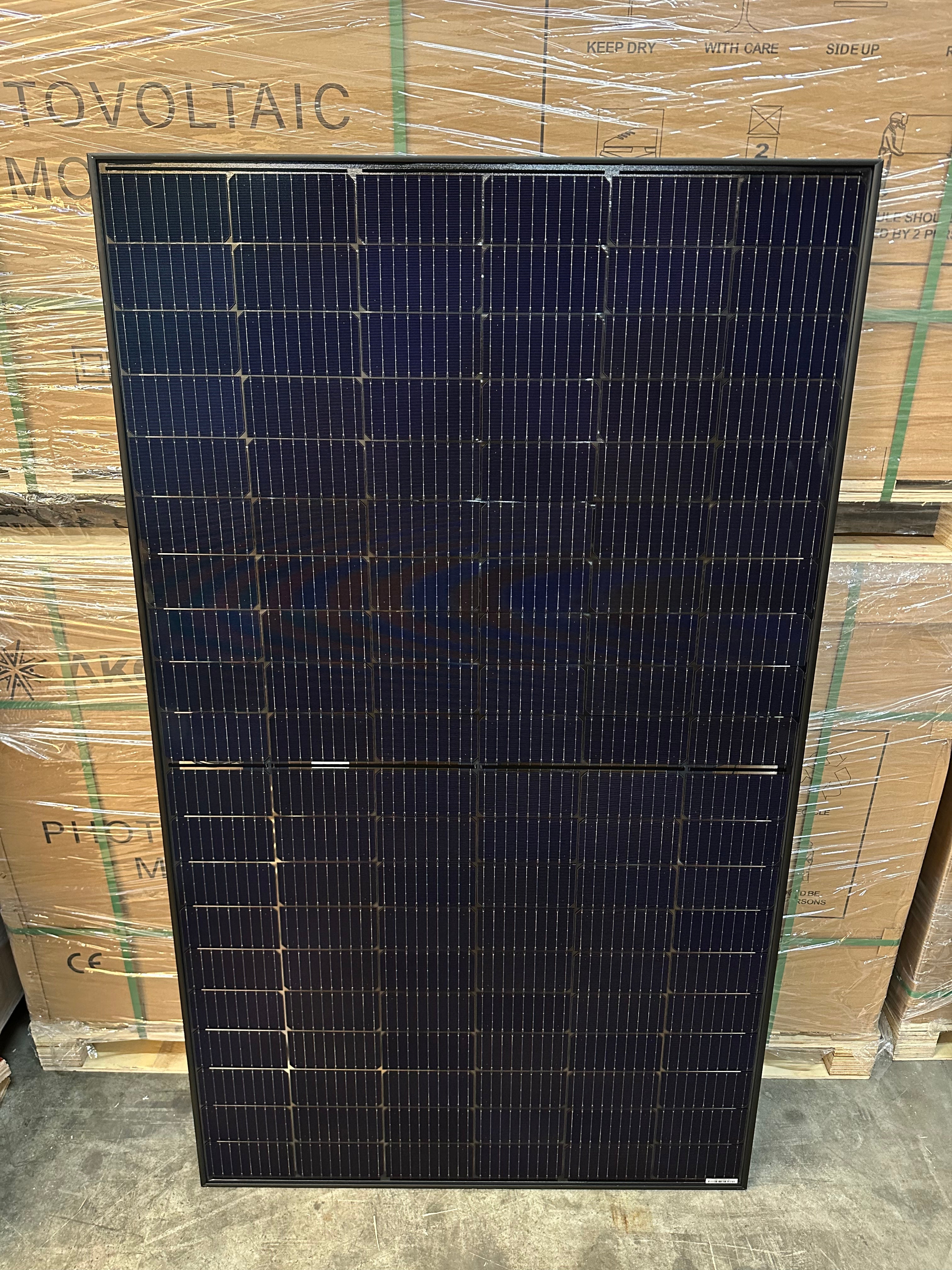 390W AKCOME N-Type HJT Bifacial Glass-Glass 1755x1038x30 mm Solar Panel Solar Module Photovoltaic