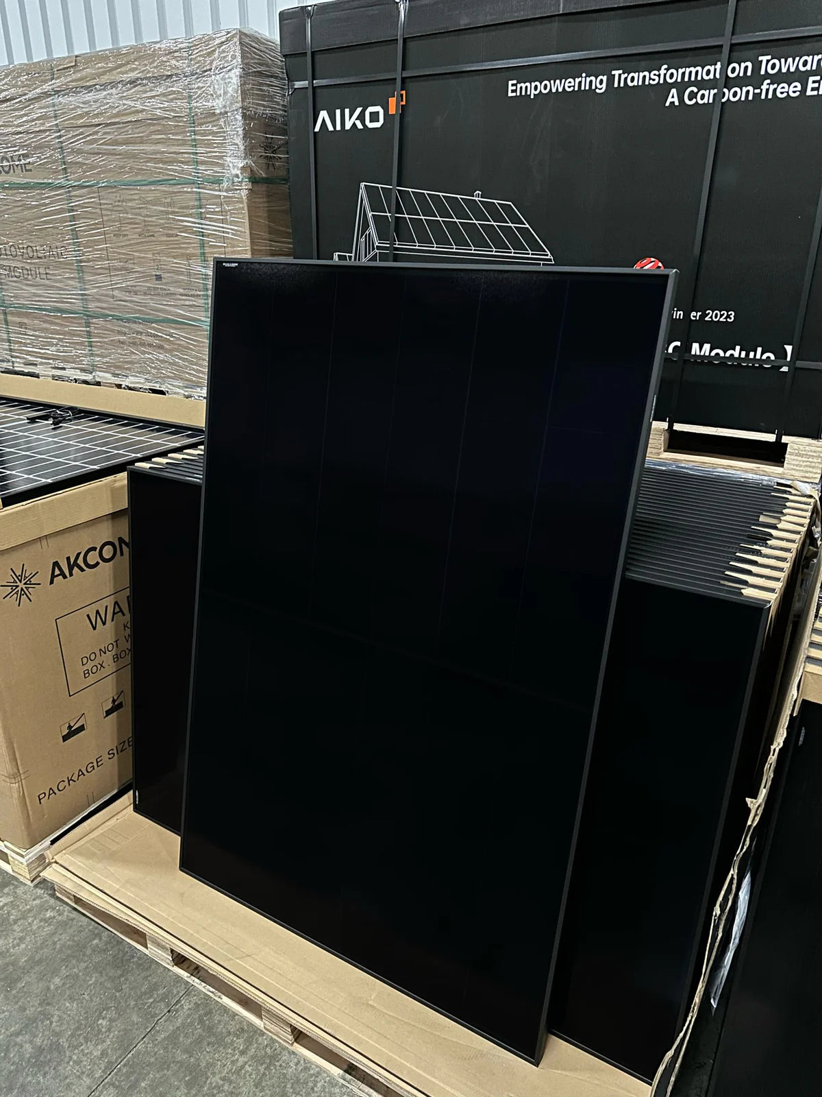 445W AIKO-A445-MAH54Mb Black Hole N-Type ABC Fullblack 1722x1134x30mm Solarpanel Solarmodul Photovoltaik
