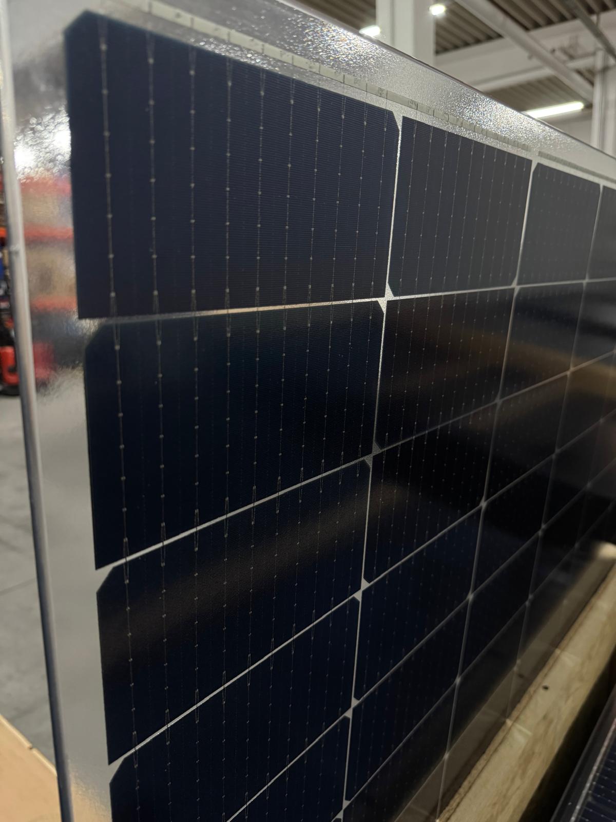 435W_SoliTek_SOLID_Bifacial_B.108_Solarmodul_Rahmenlos_Glas-Glas_1729_1140_7_2_mm_Transparent_N-Typ_TOPCon