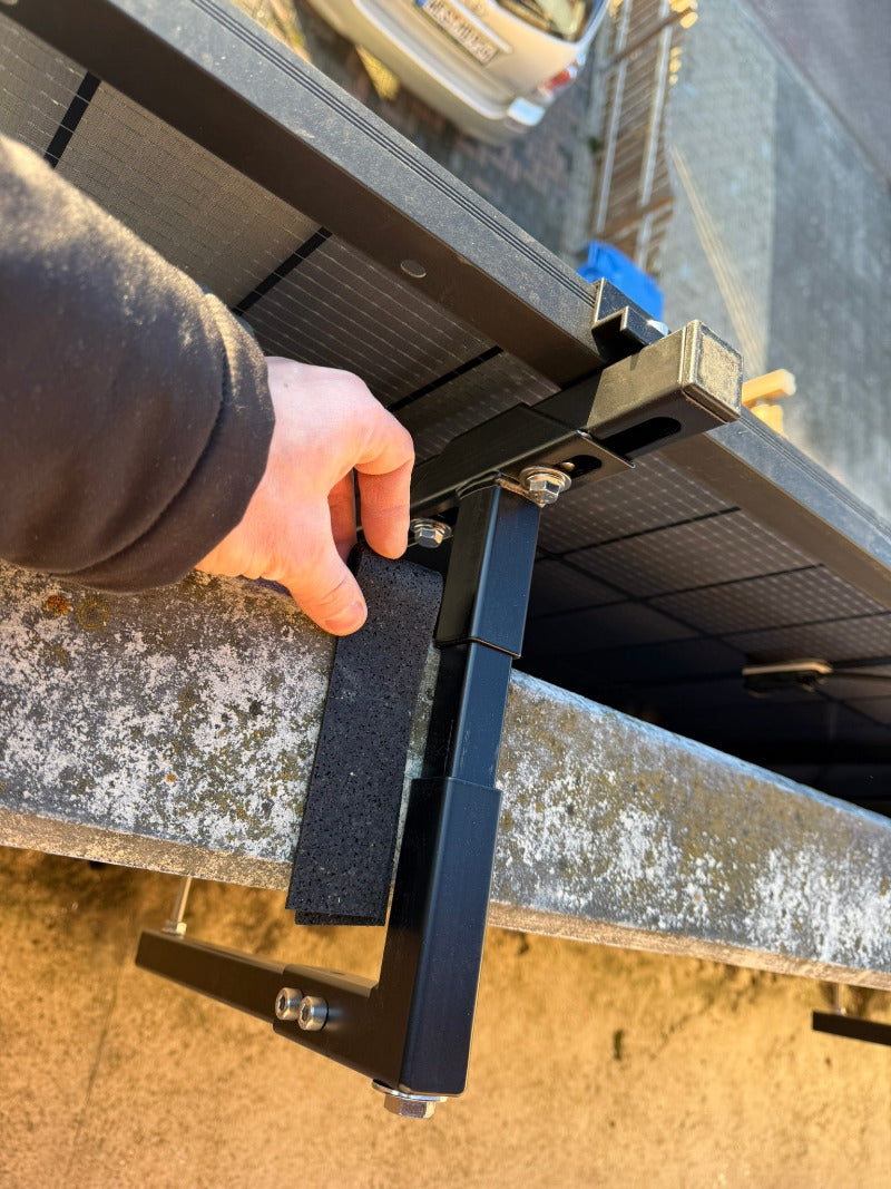 Wattstone Balkonhalterung für Betonbalkone mit Mauerstärken 10 bis 18cm für 1 Modul inklusive Absturzsicherung