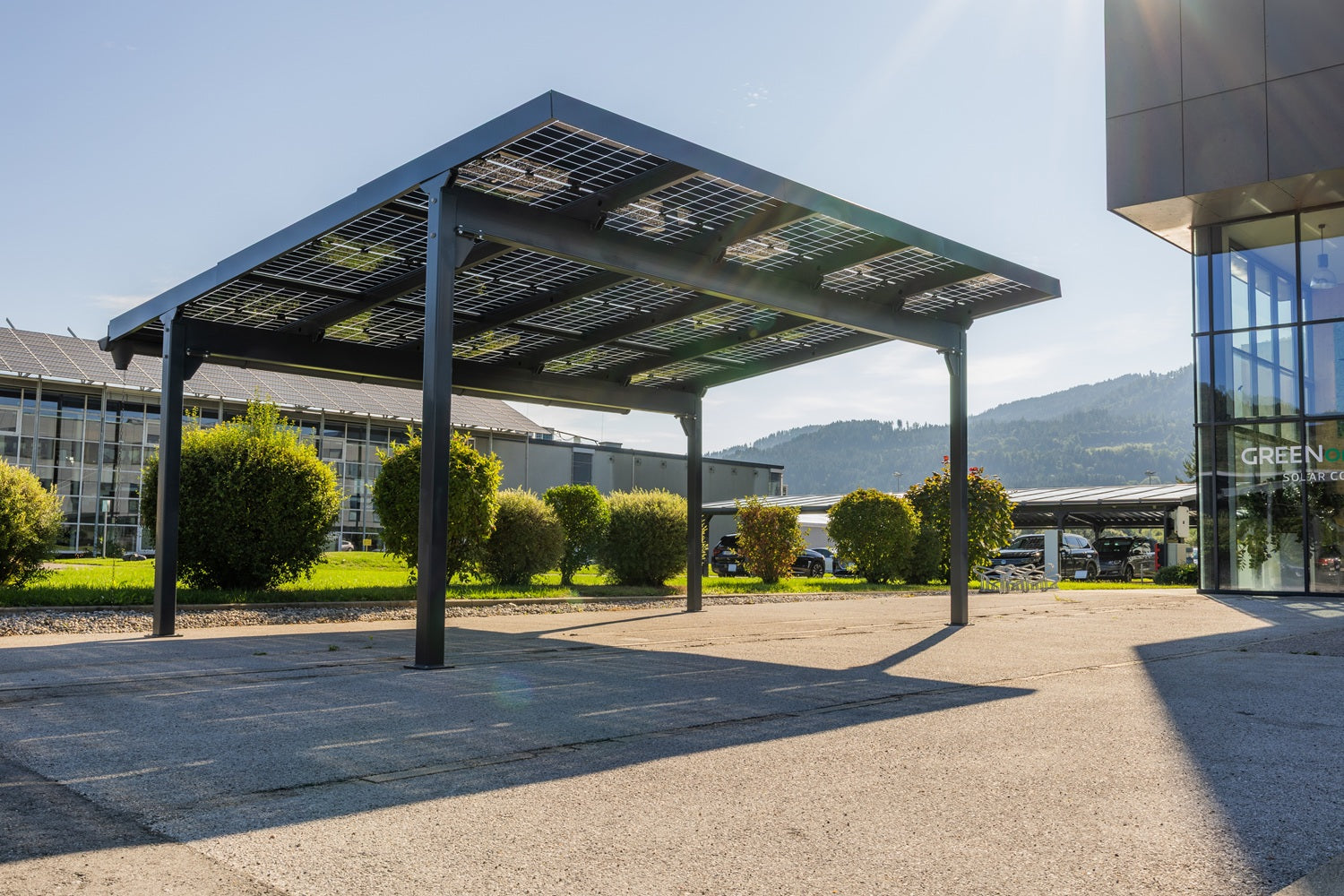 GREENPORT HOME Glas/Glas Solarcarport 1 Stellplatz – 3,78 kWp (9×420W), Schneelast bis 2 kN/m²