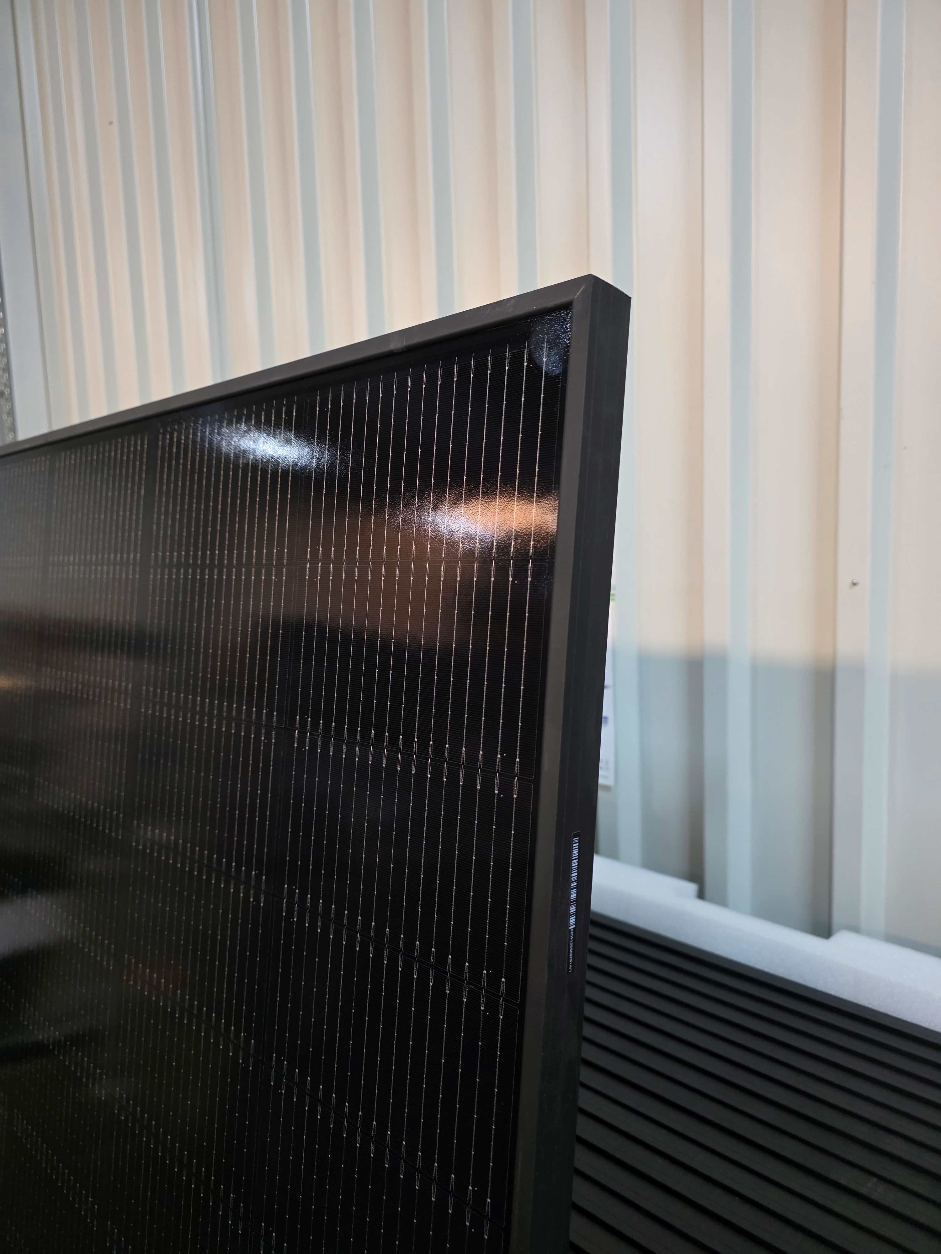 450W Solar Fabrik Mono S4 Halfcut Trend Black · Bifazial Transparent Doppelglas · N-Type TOPCon · 1500 V · 1762x1134x30 mm · Solarpanel Solarmodul Photovoltaik