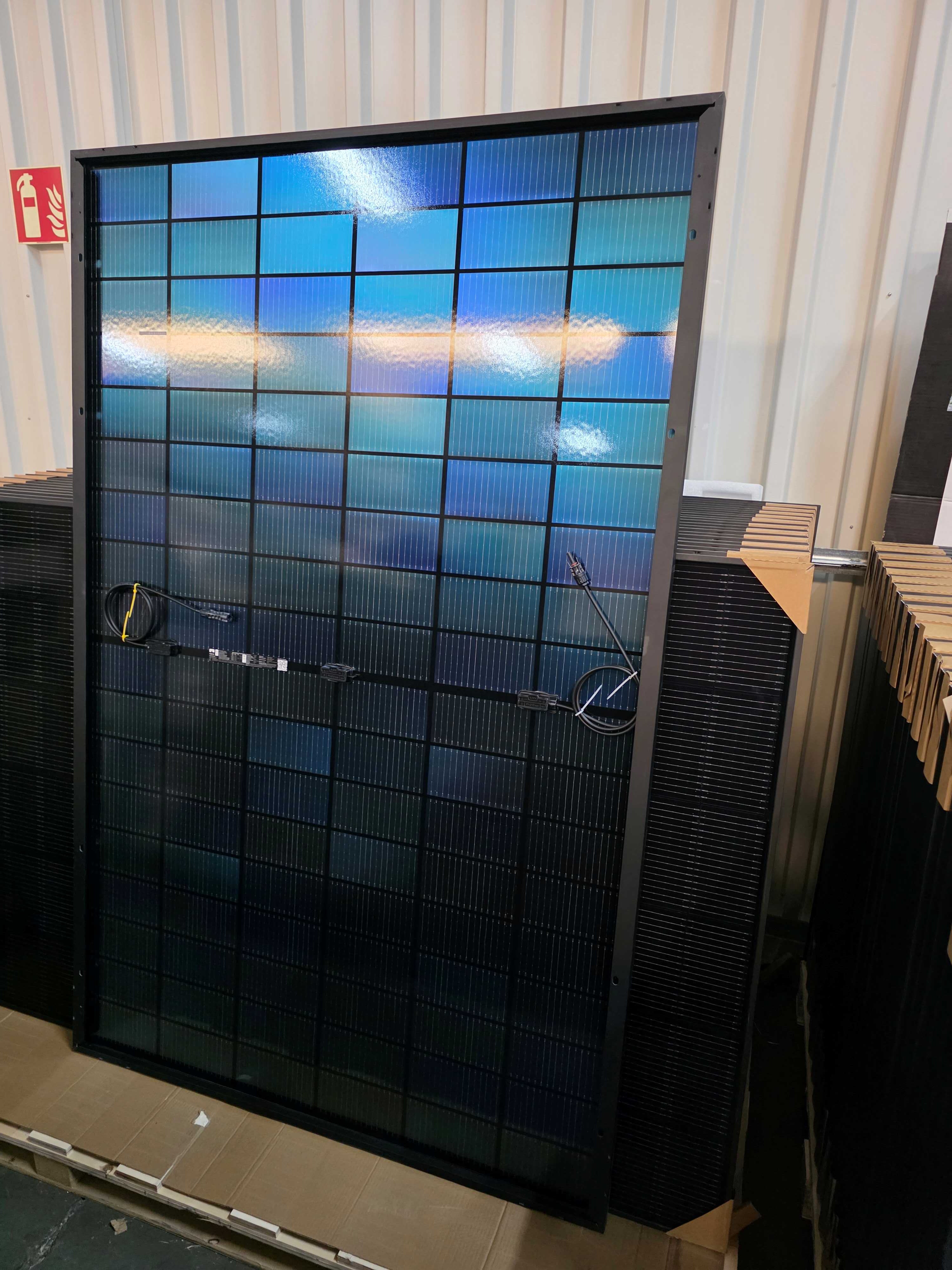 450W Solar Fabrik Mono S4 Halfcut Trend Black · Bifazial Transparent Doppelglas · N-Type TOPCon · 1500 V · 1762x1134x30 mm · Solarpanel Solarmodul Photovoltaik