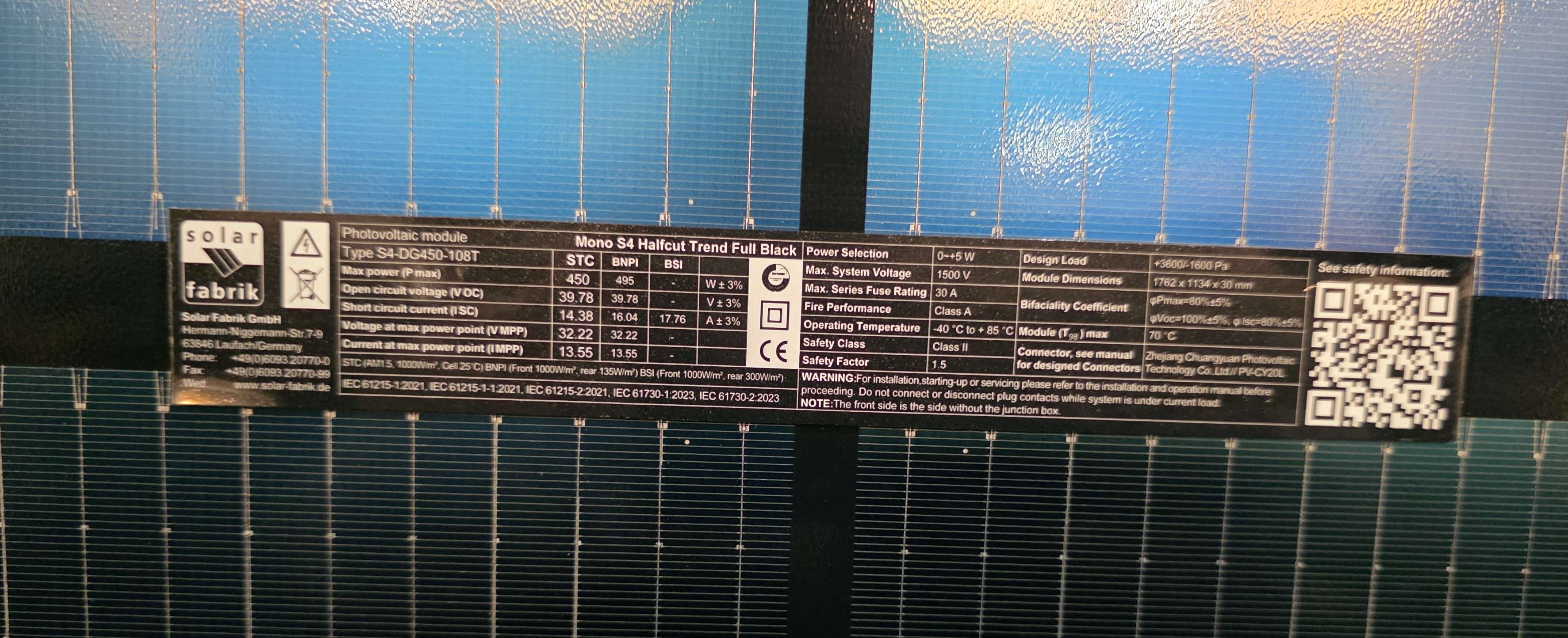 450W Solar Fabrik Mono S4 Halfcut Trend Black · Bifazial Transparent Doppelglas · N-Type TOPCon · 1500 V · 1762x1134x30 mm · Solarpanel Solarmodul Photovoltaik