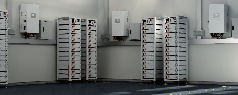 Deye 3U-LRack-System – Hochvolt Batteriespeicher mit 8× BOS-GM 5.1 Modulen